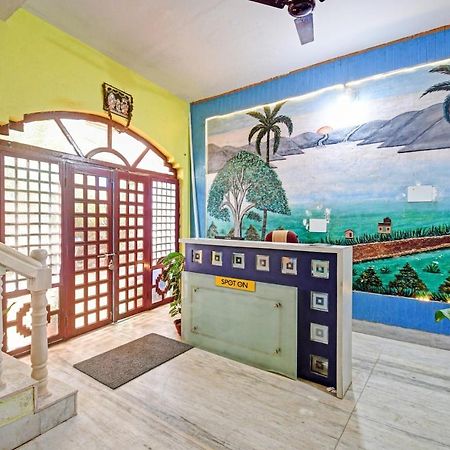 Spot On 81220 New Asha Hotel Puri Exterior foto