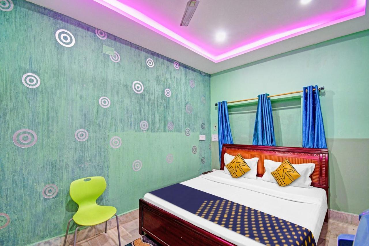 Spot On 81220 New Asha Hotel Puri Exterior foto